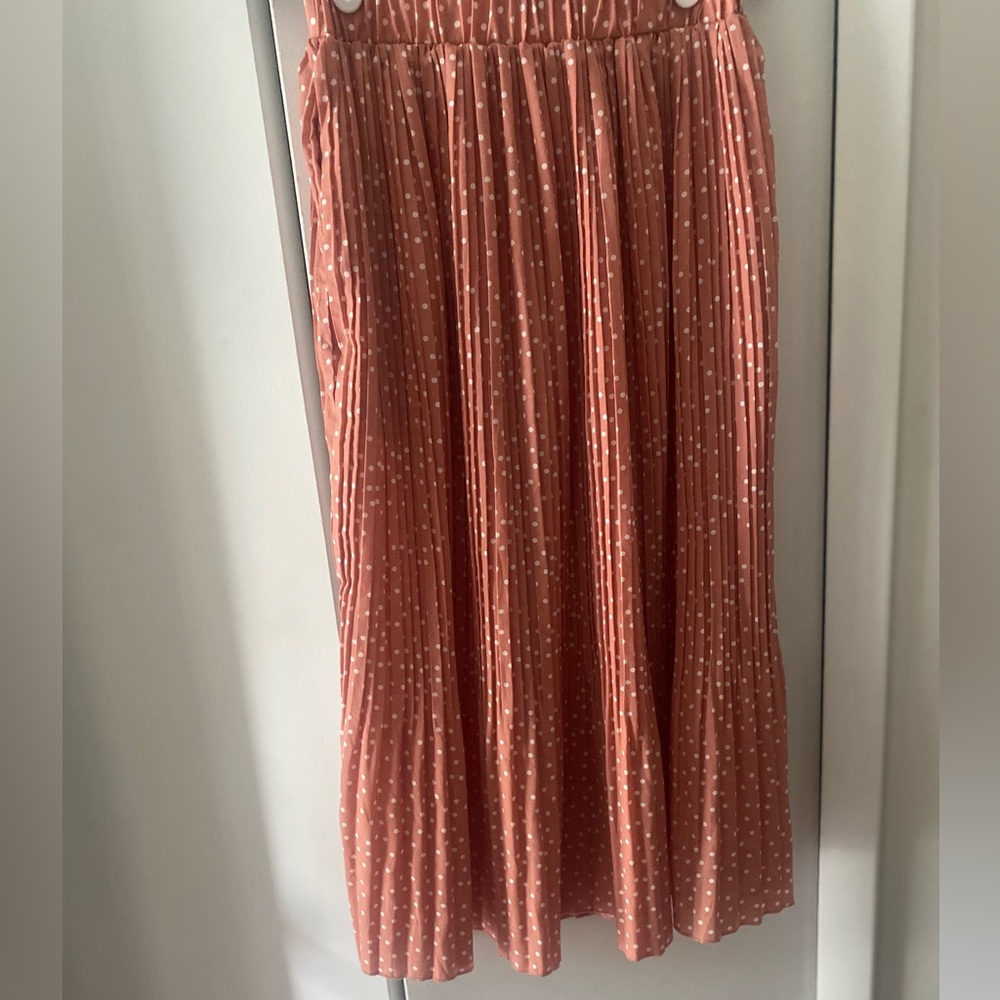 Medium- Polka dot Pleated Midi Skirt